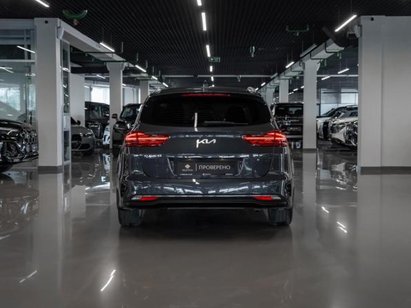 Kia Ceed III Рестайлинг с пробегом 2021 года, цена 2 290 000 рублей, 63000 км, универсал, Автокод Объявления