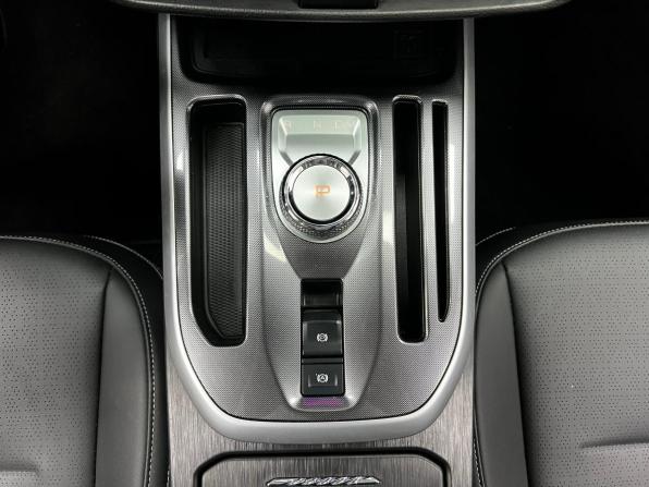 Haval Jolion I Рестайлинг с пробегом 2024 года, цена 2 280 000 рублей, 29170 км, внедорожник, Автокод Объявления