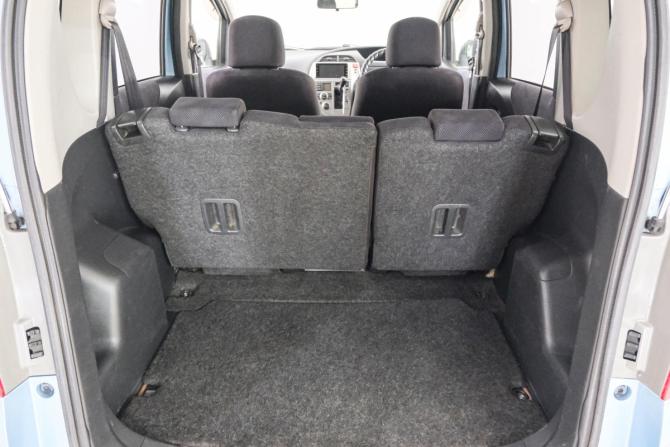 Toyota Ractis I с пробегом 2006 года, цена 679 000 рублей, 234000 км, хэтчбек, Автокод Объявления