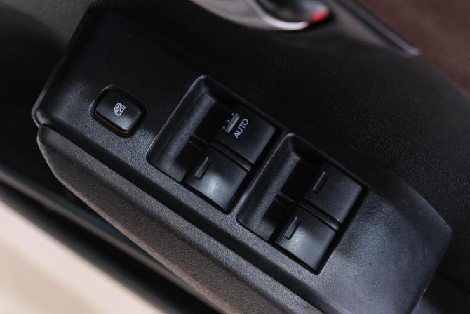 Honda Fit Shuttle I Рестайлинг с пробегом 2013 года, цена 999 000 рублей, 174000 км, универсал, Автокод Объявления