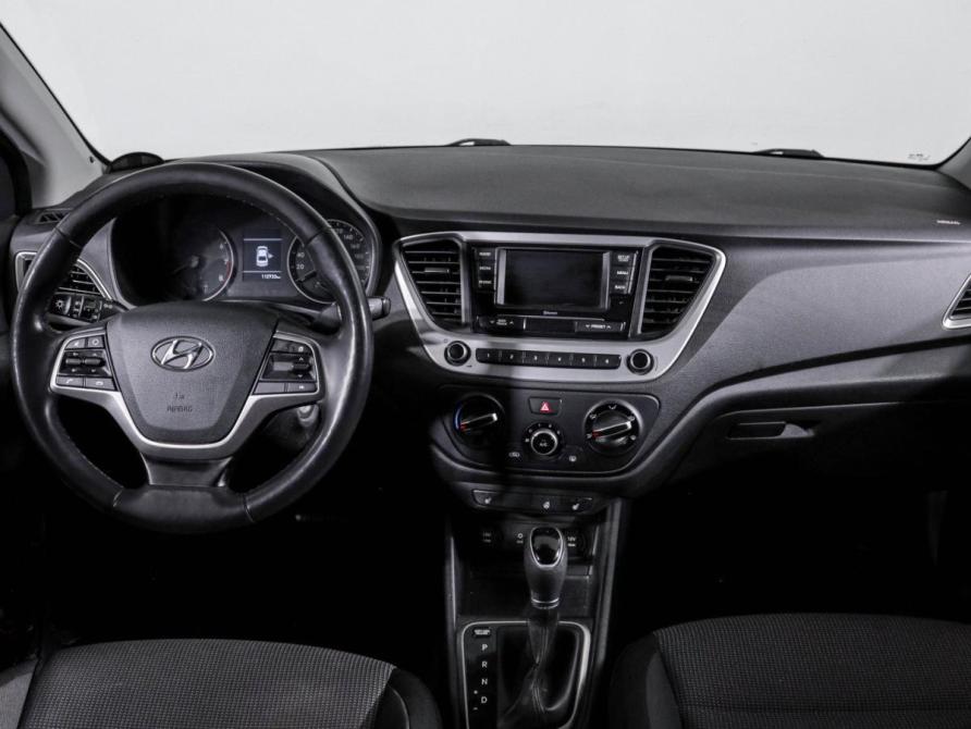Hyundai Solaris II Москва  - изображение 13