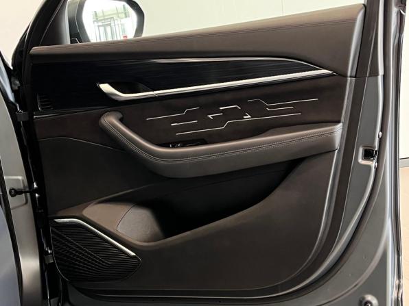 Geely Monjaro I с пробегом 2024 года, цена 3 529 000 рублей, 45276 км, внедорожник, Автокод Объявления