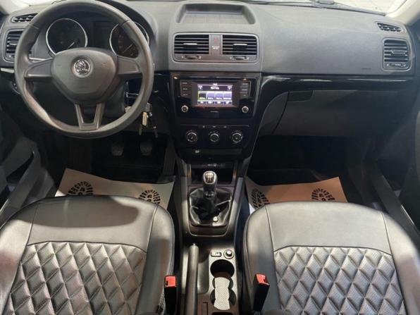 Skoda Yeti I Рестайлинг с пробегом 2016 года, цена 1 218 000 рублей, 111856 км, внедорожник, Автокод Объявления
