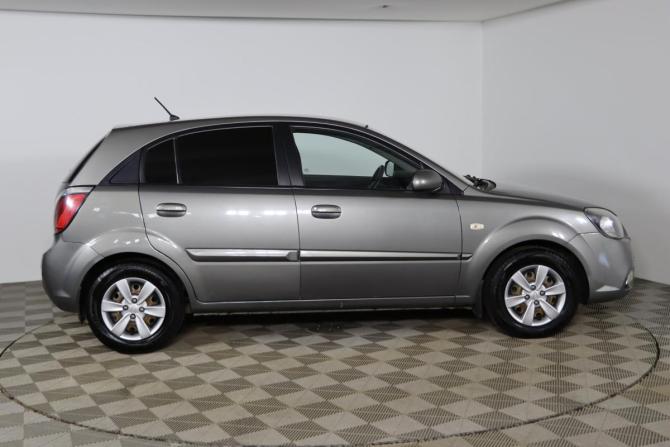 Kia Rio II Рестайлинг с пробегом 2011 года, цена 599 990 рублей, 130559 км, хэтчбек, Автокод Объявления