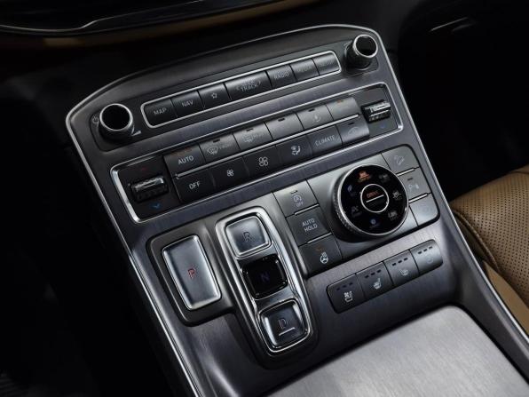 Hyundai Santa Fe IV Рестайлинг с пробегом 2020 года, цена 3 430 000 рублей, 103141 км, внедорожник, Автокод Объявления