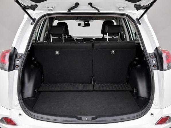 Toyota RAV4 IV (XA40) Рестайлинг с пробегом 2015 года, цена 1 950 000 рублей, 260639 км, внедорожник, Автокод Объявления