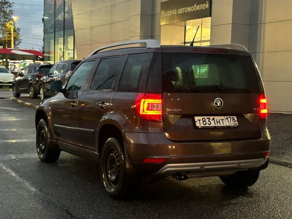 Skoda Yeti I Рестайлинг с пробегом 2015 года, цена 990 000 рублей, 160000 км, внедорожник, Автокод Объявления
