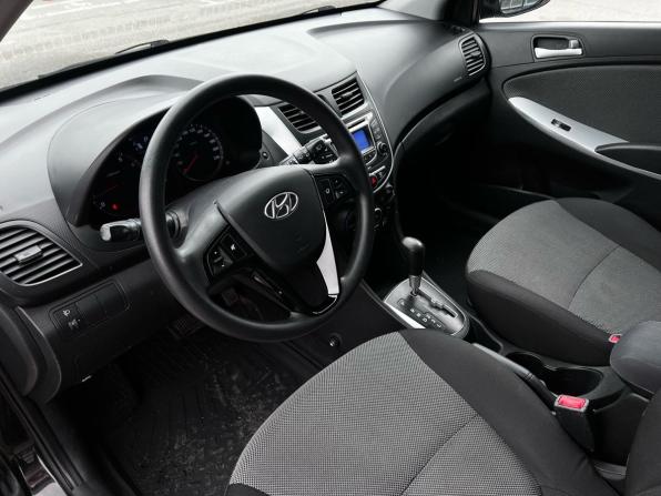 Hyundai Solaris I с пробегом 2012 года, цена 830 000 рублей, 165738 км, седан, Автокод Объявления