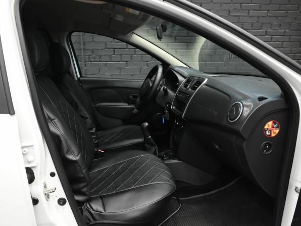 Renault Logan II Рестайлинг с пробегом 2021 года, цена 930 000 рублей, 70717 км, седан, Автокод Объявления