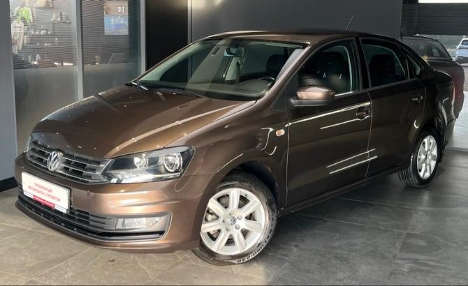 Volkswagen Polo V Рестайлинг с пробегом 2016 года, цена 1 089 000 рублей, 50500 км, седан, Автокод Объявления