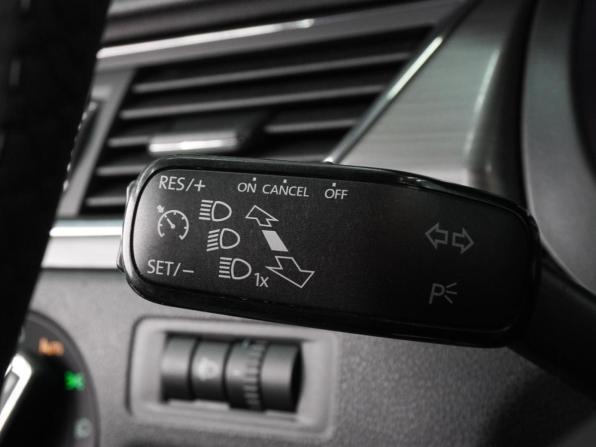 Skoda Rapid I Рестайлинг с пробегом 2019 года, цена 1 599 000 рублей, 74136 км, лифтбек, Автокод Объявления