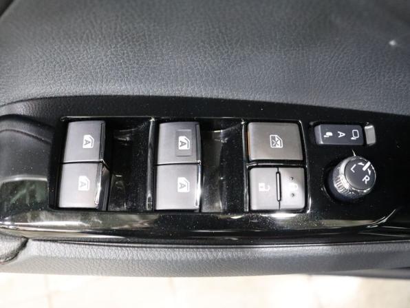 Toyota Camry VIII (XV70) с пробегом 2020 года, цена 3 299 000 рублей, 36563 км, седан, Автокод Объявления