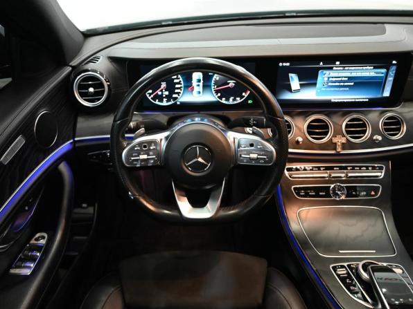 Mercedes-Benz E-Класс V (W213 S213 C238) с пробегом 2019 года, цена 3 440 000 рублей, 131797 км, седан, Автокод Объявления