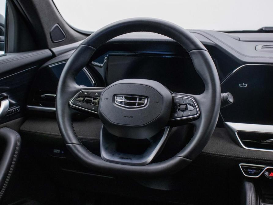 Geely Monjaro I Москва  - изображение 14
