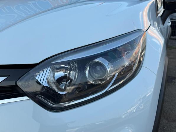 Renault Kaptur I Рестайлинг с пробегом 2021 года, цена 1 310 000 рублей, 35000 км, внедорожник, Автокод Объявления