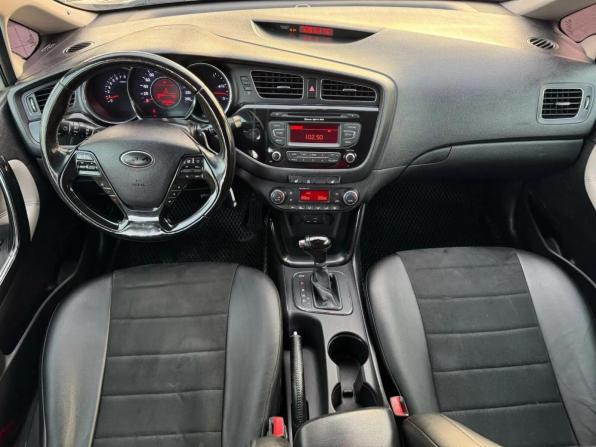 Kia Ceed II с пробегом 2015 года, цена 1 200 557 рублей, 186386 км, хэтчбек, Автокод Объявления
