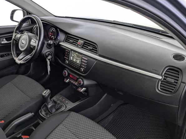 Kia Rio III Рестайлинг с пробегом 2017 года, цена 1 150 000 рублей, 92090 км, седан, Автокод Объявления