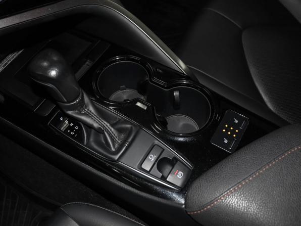 Toyota Camry VIII (XV70) с пробегом 2020 года, цена 2 800 000 рублей, 40928 км, седан, Автокод Объявления