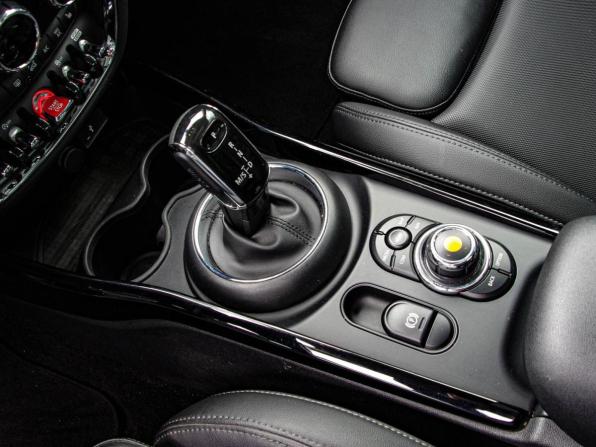 Mini Clubman II Рестайлинг с пробегом 2020 года, цена 2 679 000 рублей, 140160 км, универсал, Автокод Объявления