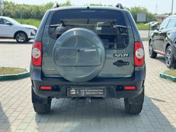 Chevrolet Niva I Рестайлинг с пробегом 2018 года, цена 840 000 рублей, 52000 км, внедорожник, Автокод Объявления