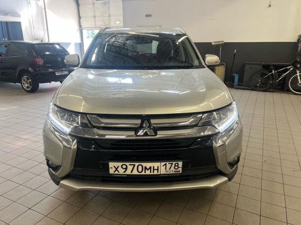 Mitsubishi Outlander III Рестайлинг 2 с пробегом 2017 года, цена 1 849 000 рублей, 108648 км, внедорожник, Автокод Объявления