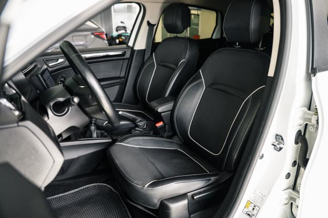 Renault Arkana I с пробегом 2020 года, цена 1 480 000 рублей, 145000 км, внедорожник, Автокод Объявления