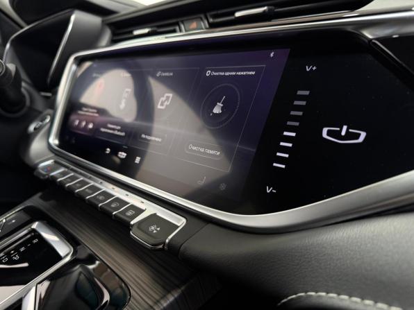 Geely Atlas Pro с пробегом 2023 года, цена 2 050 000 рублей, 63183 км, внедорожник, Автокод Объявления
