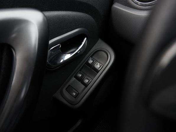 Renault Duster I Рестайлинг с пробегом 2016 года, цена 1 190 000 рублей, 170813 км, внедорожник, Автокод Объявления