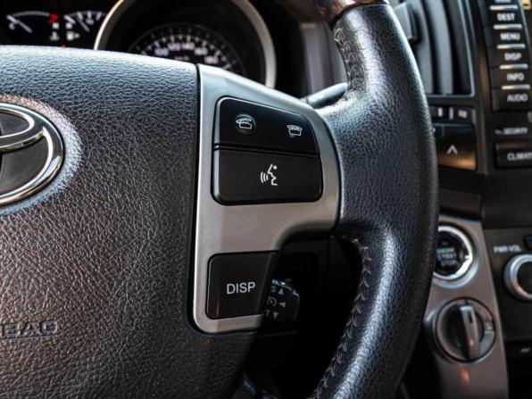 Toyota Land Cruiser 200 Series с пробегом 2008 года, цена 2 580 000 рублей, 302201 км, внедорожник, Автокод Объявления