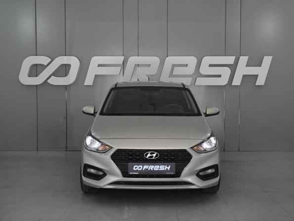 Hyundai Solaris II с пробегом 2019 года, цена 1 599 000 рублей, 29034 км, седан, Автокод Объявления