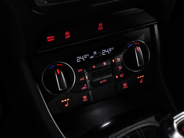 Audi Q3 I (8U) Рестайлинг с пробегом 2017 года, цена 2 150 000 рублей, 156910 км, внедорожник, Автокод Объявления