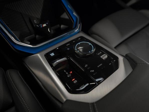 BMW X3 IV (G45/G48) с пробегом 2025 года, цена 8 250 000 рублей, 10715 км, внедорожник, Автокод Объявления