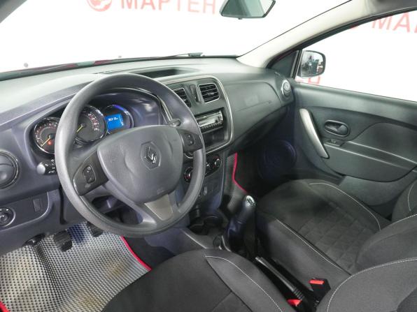 Renault Sandero II с пробегом 2017 года, цена 1 060 000 рублей, 35310 км, хэтчбек, Автокод Объявления