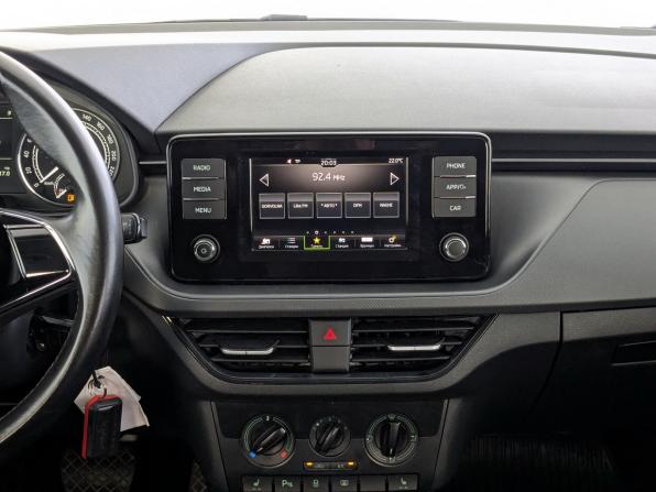 Skoda Rapid II с пробегом 2020 года, цена 1 495 000 рублей, 98046 км, лифтбек, Автокод Объявления