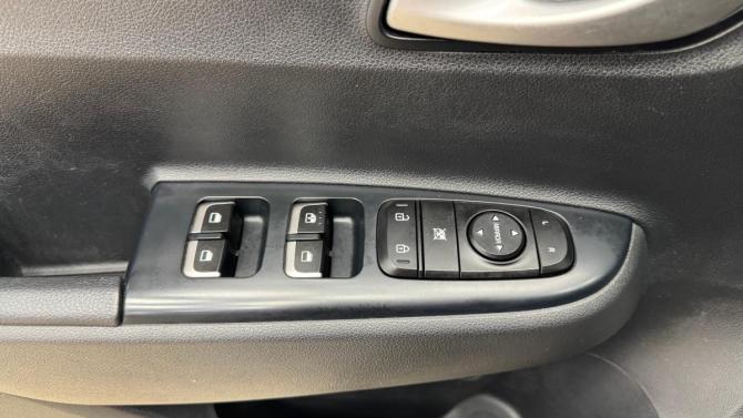 Kia Rio IV Рестайлинг с пробегом 2020 года, цена 1 450 000 рублей, 41812 км, седан, Автокод Объявления