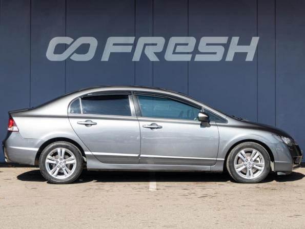 Honda Civic VIII Рестайлинг с пробегом 2009 года, цена 845 000 рублей, 394740 км, седан, Автокод Объявления
