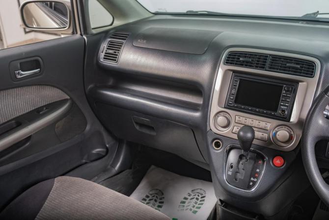 Honda Stream I с пробегом 2001 года, цена 559 000 рублей, 257000 км, компактвэн, Автокод Объявления