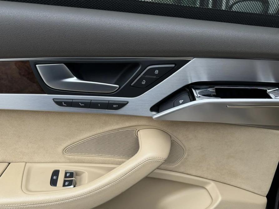 Audi A8 III (D4) Рестайлинг Екатеринбург  - изображение 39