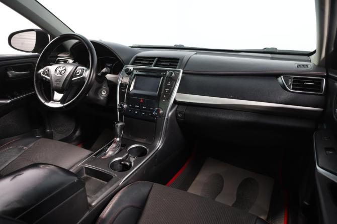 Toyota Camry VII (XV50) Рестайлинг 2 с пробегом 2016 года, цена 1 499 000 рублей, 261000 км, седан, Автокод Объявления