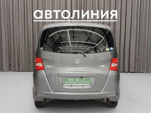 Honda Freed I с пробегом 2010 года, цена 950 000 рублей, 190000 км, компактвэн, Автокод Объявления
