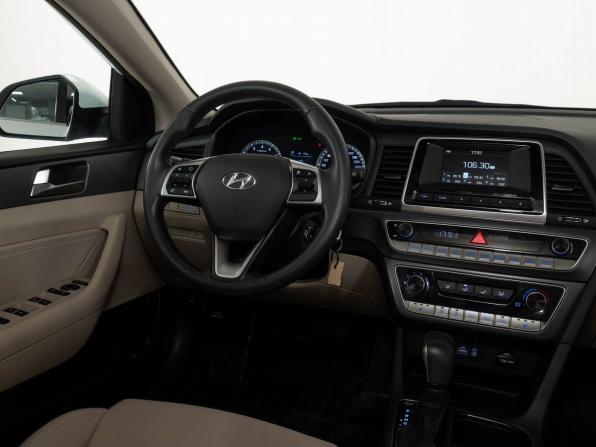 Hyundai Sonata VII (LF) Рестайлинг с пробегом 2019 года, цена 1 998 000 рублей, 91138 км, седан, Автокод Объявления