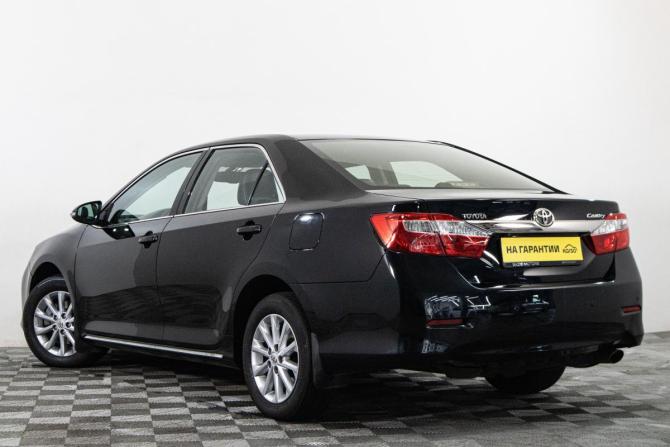 Toyota Camry VII (XV50) с пробегом 2013 года, цена 1 589 000 рублей, 196000 км, седан, Автокод Объявления