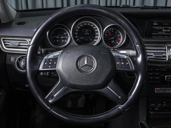 Mercedes-Benz E-Класс IV (W212 S212 C207) Рестайлинг с пробегом 2013 года, цена 1 980 000 рублей, 237250 км, седан, Автокод Объявления