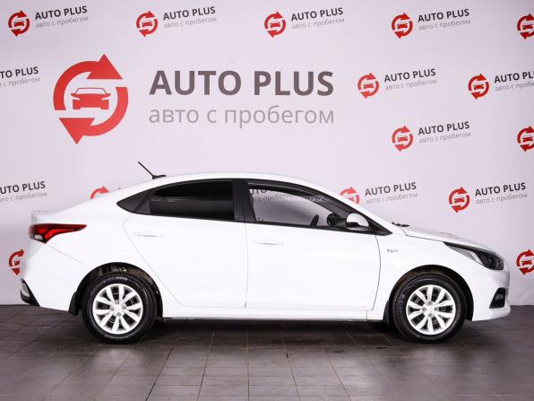 Hyundai Solaris II с пробегом 2019 года, цена 1 389 000 рублей, 95000 км, седан, Автокод Объявления