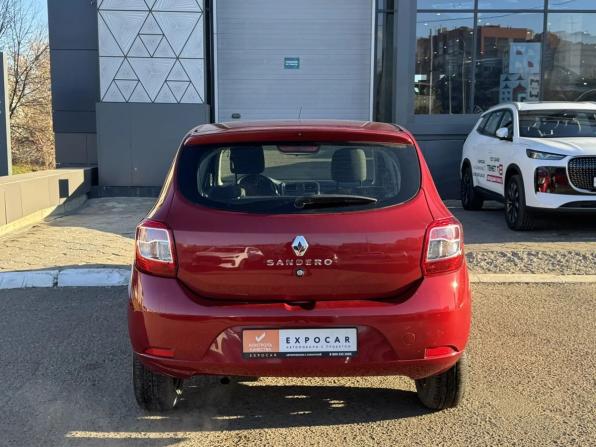 Renault Sandero II Рестайлинг с пробегом 2021 года, цена 1 220 000 рублей, 42000 км, хэтчбек, Автокод Объявления