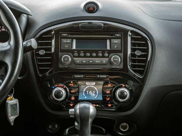 Nissan Juke I с пробегом 2013 года, цена 998 000 рублей, 107090 км, внедорожник, Автокод Объявления