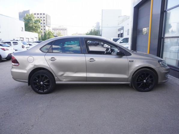 Volkswagen Polo V Рестайлинг с пробегом 2019 года, цена 1 713 000 рублей, 103977 км, седан, Автокод Объявления