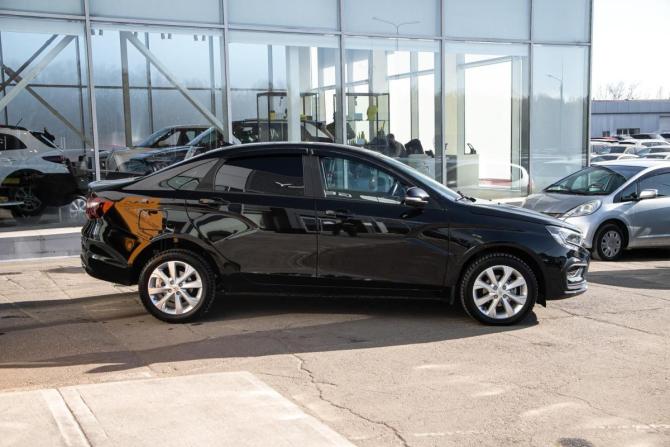 Lada (ВАЗ) Vesta I Рестайлинг (NG) с пробегом 2024 года, цена 1 239 000 рублей, 8800 км, седан, Автокод Объявления
