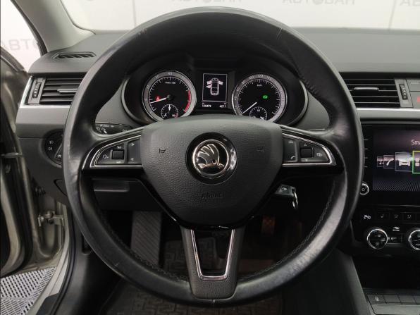 Skoda Octavia III (A7) Рестайлинг с пробегом 2018 года, цена 1 640 000 рублей, 129477 км, лифтбек, Автокод Объявления