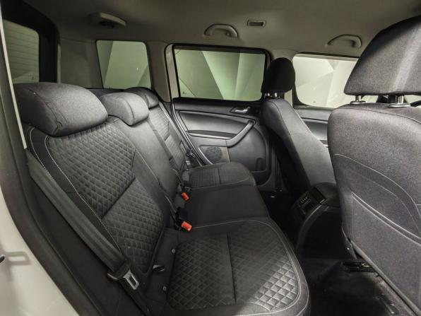Skoda Yeti I Рестайлинг с пробегом 2016 года, цена 1 055 000 рублей, 281236 км, внедорожник, Автокод Объявления